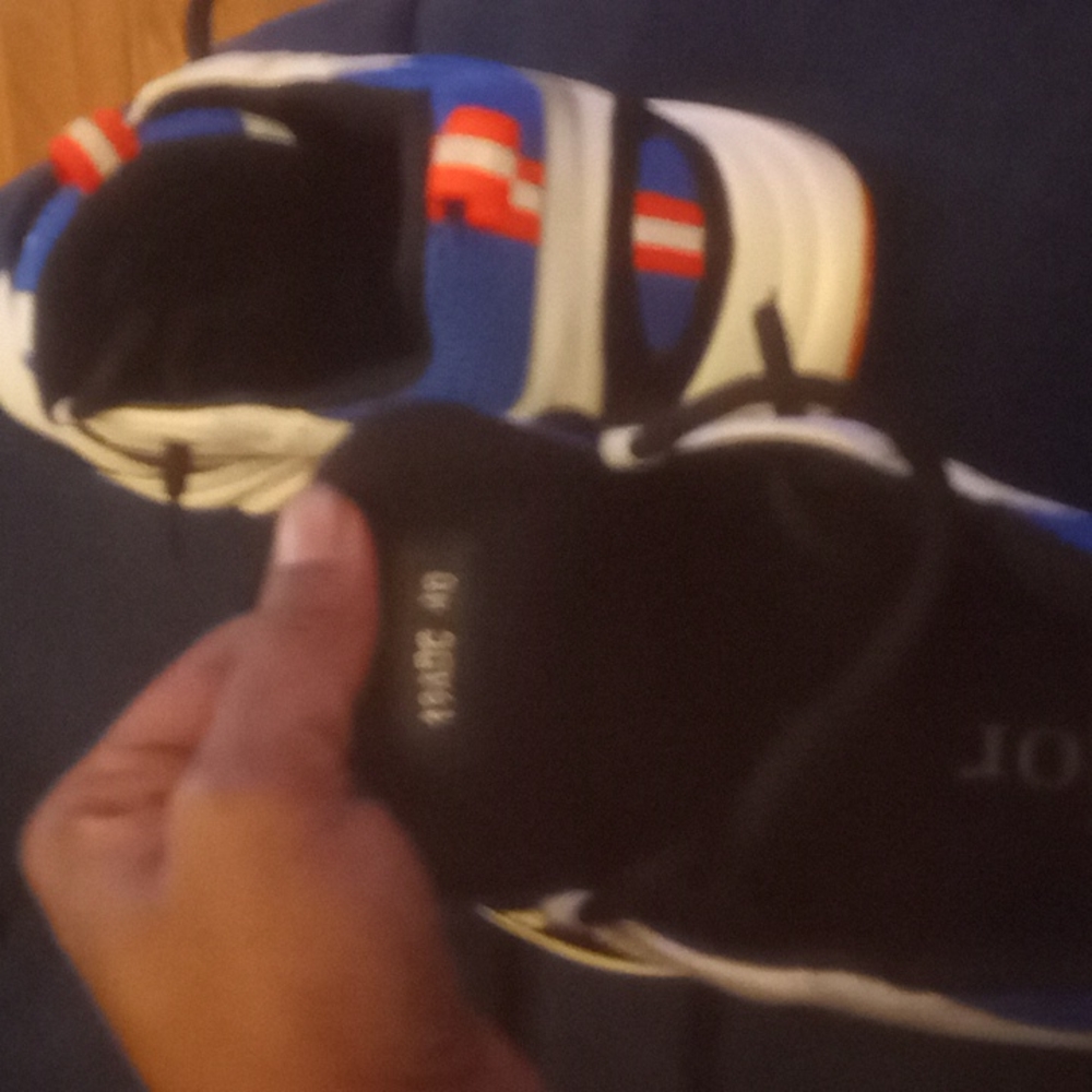 Shoes - Picture 4 of 4